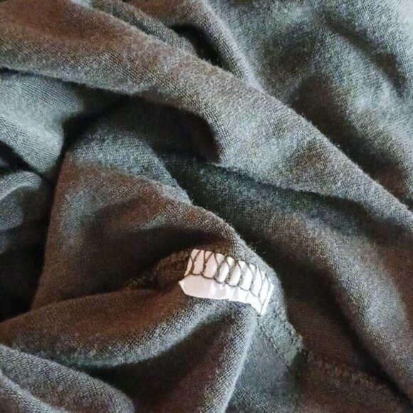 Altar'd State Top Womens Size Small Olive Green Cactus Graphic Keyhole Tunic - Picture 7 of 7